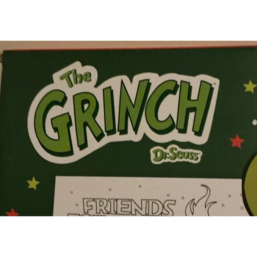 Dr. Suess The Grinch Amazing Art Set, 4 Canvases To Paint, New In Sealed‎ Box